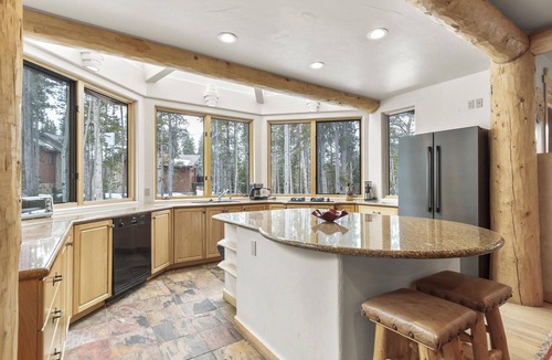 The Highlands House | Luxury Mountain House | Hot Tub | Views