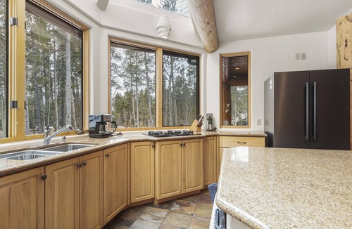 The Highlands House | Luxury Mountain House | Hot Tub | Views