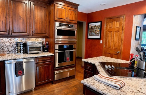 Allenspark House | Luxury Mountain Retreat Backing Nat’l Forest Near RMNP