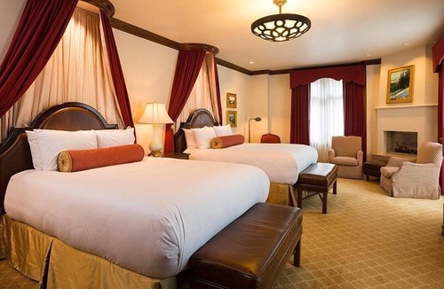 Vail Hotel | Luxury Room + Access Rooftop Hot Tubs & Lap Pool