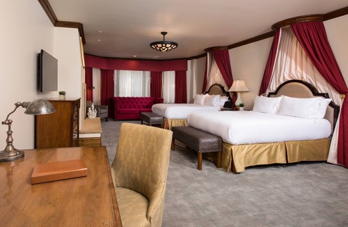 Vail Hotel | Luxury Room + On-site Spa, Nearby Shops & Skating