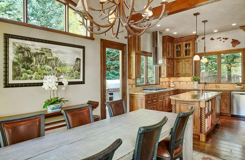 Aspen House | Magnificent Lg Home Sleeps 12 - 2 miles to Aspen Skiing Biking Golf