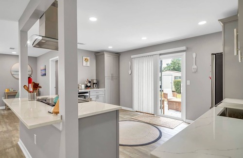 Fort Walton Beach House | Magnolia Escape: TVs, Grill, Only 3 Miles to Beach