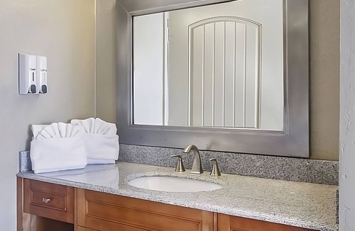 Mesa Verde National Park Hotel | Making The Best Memories Along The Way! 2 Units w/Parking, Lounge, Restaurant