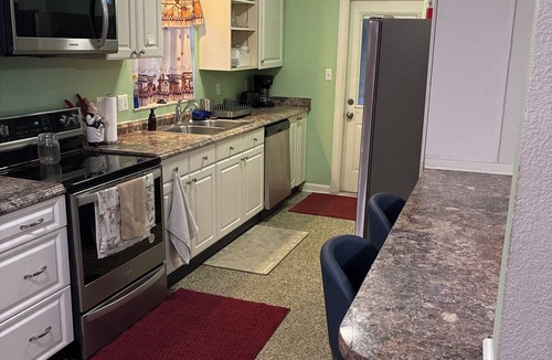 Fairvilla House | Marvelous 3-bedroom house with AC in sunny Orlando and Spa tub outside