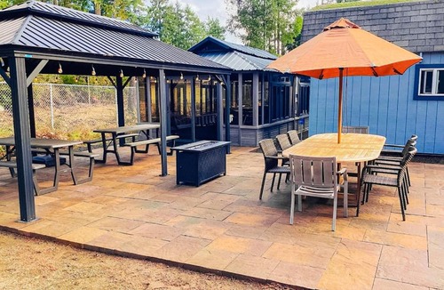 Grapeview House | Mason Magic Hideaway