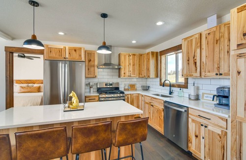 Indian Mountain Cabin | 'Meadowlark Mountain Club' w/Views of the Rockies