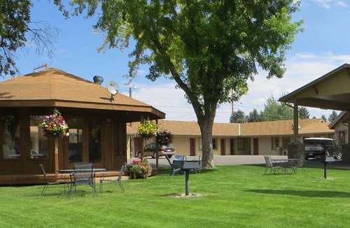 Meeker House | Meeker Colorado - Hotel Room #118