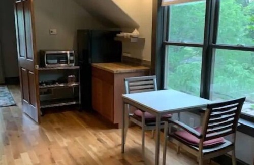 Pueblo Apartment | Mesa Junction Historic Property 1 Bdrm Guesthouse