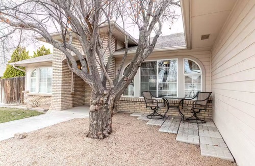 Grand Junction House | Midtown Haven - Minutes to Hike, Bike, Wine & Shop