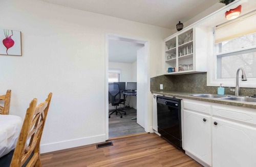 Canyon Rim House | Millcreek Basecamp - Pet friendly and Convenient!