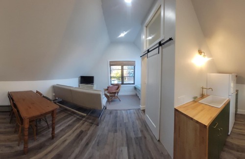 Eagle Apartment | Minutes to Outdoor activities