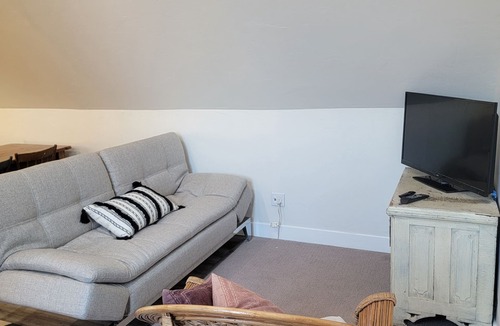 Eagle Apartment | Minutes to Outdoor activities