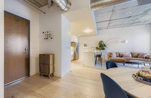 Central Boulder Apartment | Modern 1 BDR in Peloton - All the Amenities