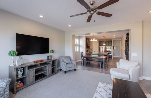 St. George Villa | Modern 4BR Overlooking the 18th Green - Sleeps 12