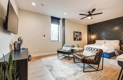 Berkeley Apartment | Modern ADA-Accessible Studio | Tennyson St Escape