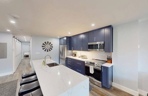 Avon Condo | Modern condo with views, 3-minute walk to gondola access & cozy fireplace
