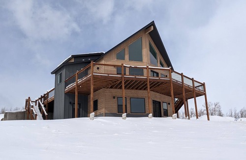 Warm Springs Cabin | Modern luxurious cabin in the mountains near Fairplay, CO