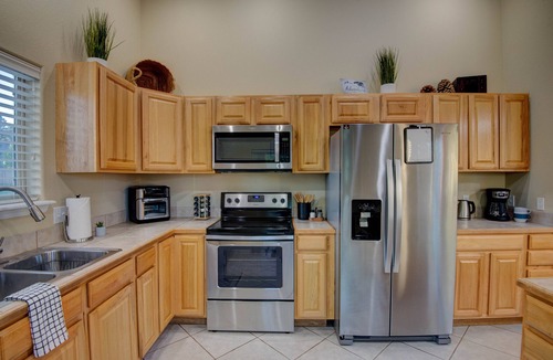 Pagosa Springs House | Modern Mountain Home w/Hot Tub, Fenced Yard & Near Lakes