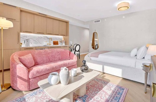 Wynwood Art District Condo | Modern NoMad Studio with Rooftop Pool & City Views