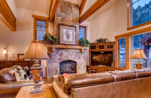 Breckenridge Heights House | Moonstone Lodge: Beautiful Home w/ Great Views, Hot Tub & Arcade, Near Town