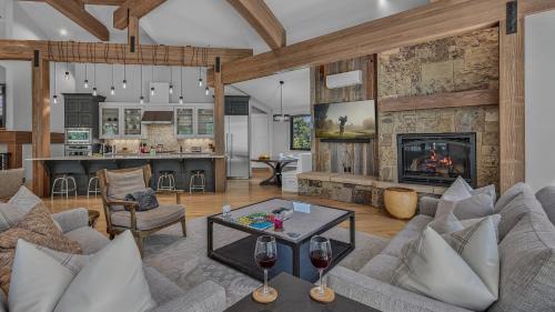 Peak 8 House | Moose Meadows Reserve