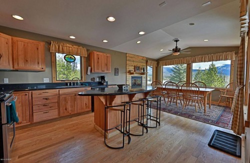 Grand Lake Cabin | Mountain and Water Views at Rocky Mountain National Park Doorstep