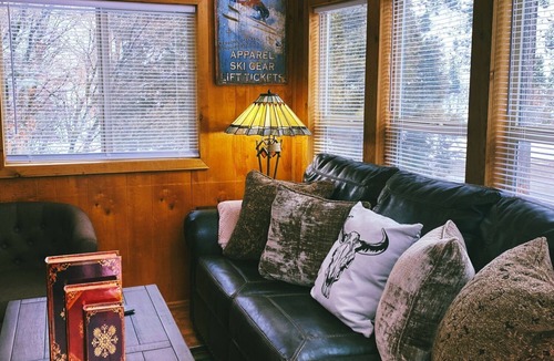 Glenwood Springs Apartment | Mountain Cabin in Glenwood Springs, CO