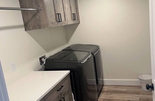 North Ogden House | Mountain Lights/Swim Spa Retreat/Views/Games Room