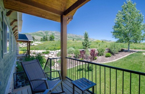 Wolf Creek House | Mountain Lion Outpost: Spacious 4BR townhome in Eden, UT, perfect for family retreats.