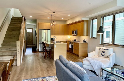 Carbondale House | Mountain Luxe Retreat - Mt. Sopris Sunsets