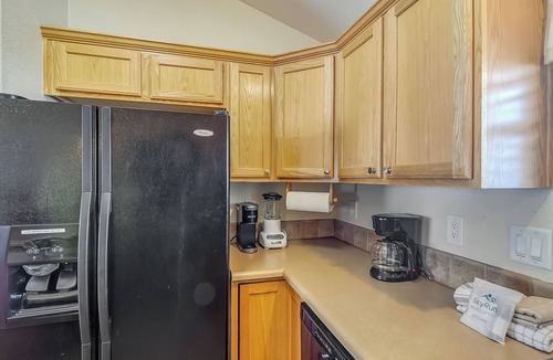 Innsbruck Val Moritz Cabin | Mountain Retreat Near Granby Ranch | Hot Tub and Views