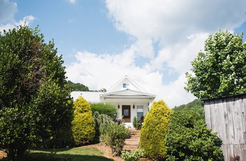 Independence House | Mountain serenity!