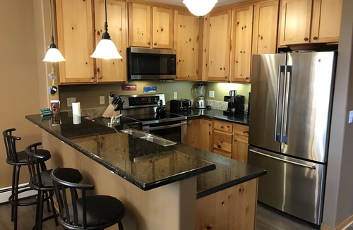 Mountain House House | Mountain Ski Haus Chalet! Walk to Gondola, River Run! Hot-Tub!