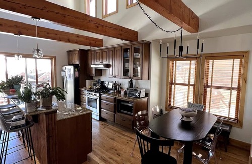Crested Butte South House | Mountain Views, Hot Tub & Breathtaking Stars: A Slice of Paradise