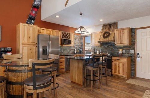 Silvercreek Condo | Mountainside Unit B-20 Ski-in/Ski-out 2 bedroom condo, mt views and more!
