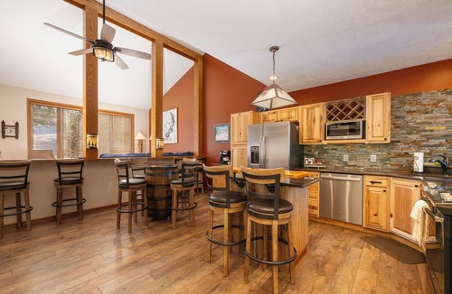 Silvercreek Condo | Mountainside Unit B-20 Ski-in/Ski-out 2 bedroom condo, mt views and more!
