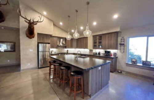 Collbran Cabin | Mountaintop Adventure Lodge.