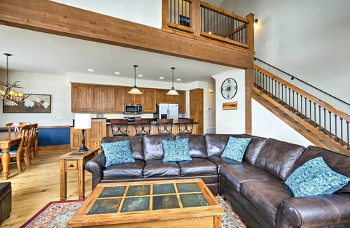 Grand Elk Ranch House | Mtn-View Gem w/On-Site Golf! 3 Mi to Granby Ranch