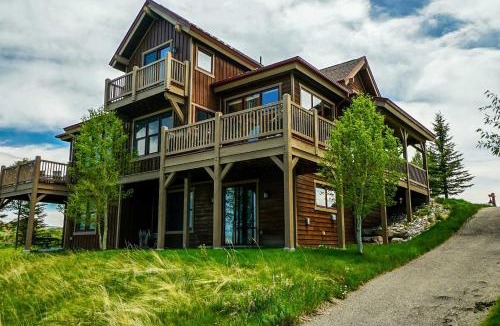 Grand Elk Ranch House | Mtn-View Gem w/On-Site Golf! 3 Mi to Granby Ranch