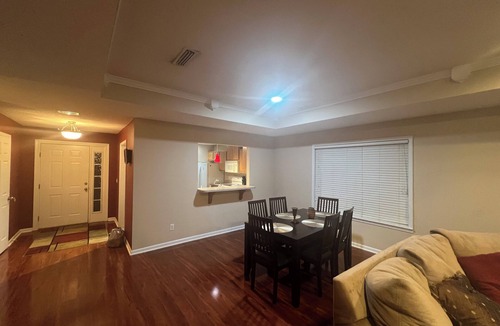 Dothan House | Near ACOM and hospital , 2-bedroom house in charming Dothan with WiFi, AC.