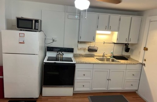 Smith's Memento Apartment | Near Ocean Center/Beach/Studio/1BR-Off Main Street