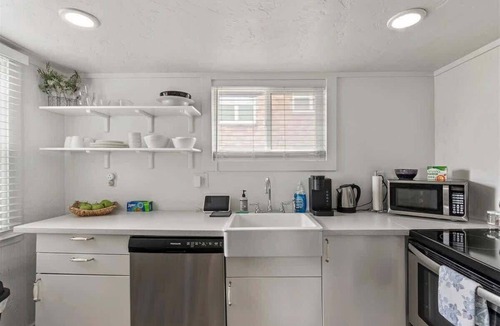 Provo House | Near Provo Airport & Parks, FrontRunner Station!