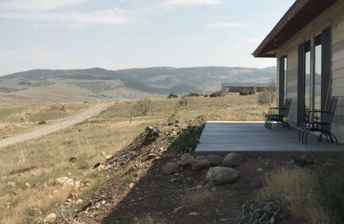 Fairview Cabin | New 3 Bed, 2 Bath Cabin in Scenic Indianola Valley