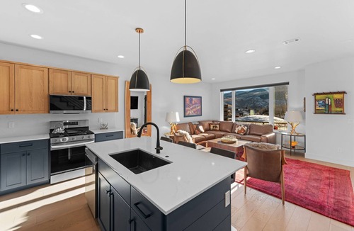 Crested Butte South House | NEW 3BR/3BA Townhome w/Mountain Views, Heated Garage with Walk to Brewery - CB2