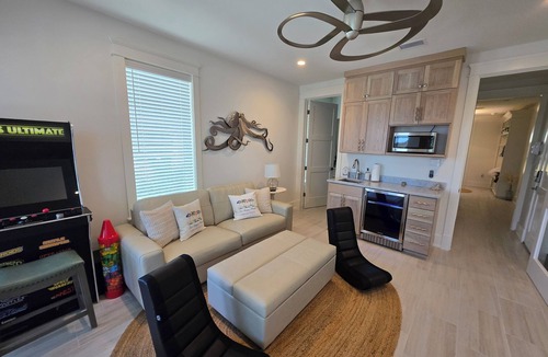 Cape San Blas House | NEW BEACHFRONT-2 masters-hot tub-game room-gated Ovation w/Amenities, dogs OK!