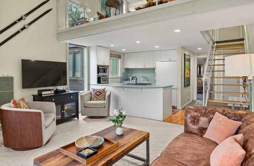 Snowmass Village Villa | New! Charming Retro Snowmass Home | Vaulted Ceilings, Loft & Hot Tub