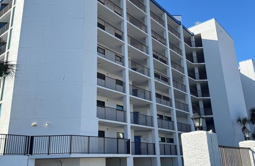 El Centro Beach Condo | NEW LISTING! Beachfront 2 BR, 2 BA.Total remodel Jan. 2026. AquaVista 403W