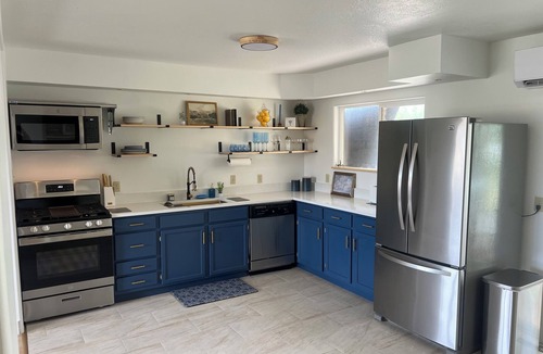 Cortez House | NEW LISTING!Quiet Country House located just 2 miles out of town