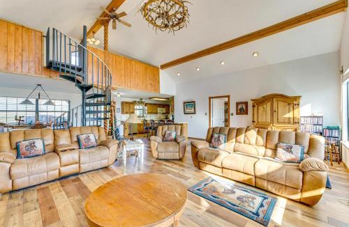 Eagle Nest House | New Mexico Cabin Hideaway w/Eagle Nest Lake Views